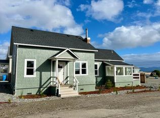 2 Cutten St, Samoa, CA 95564