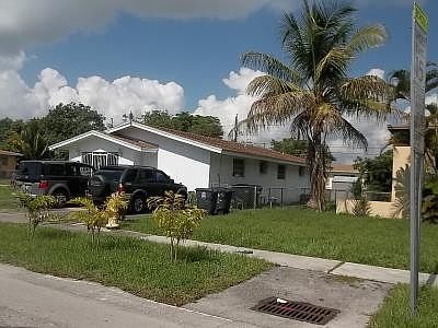 3rd image of 14020 NE 16th Ct