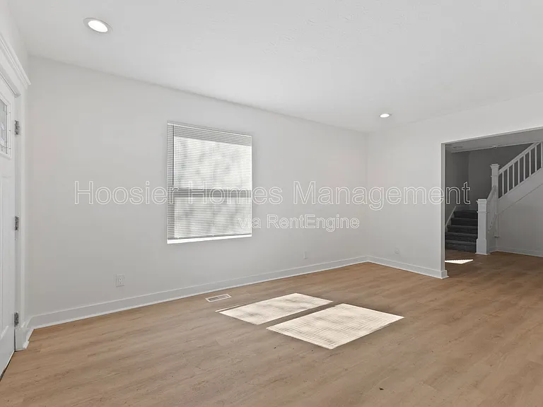 2918 Ruckle St — Photo 6
