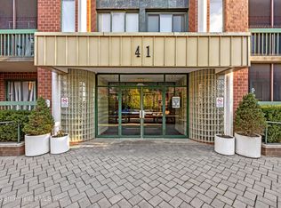 41 Wellington Ct APT 2F, Staten Island, NY 10314