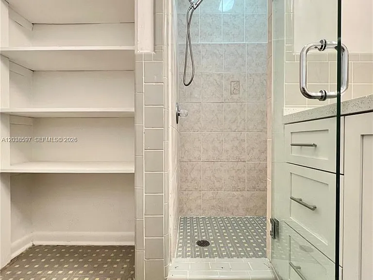 1506 Delgado Ave — Photo 10