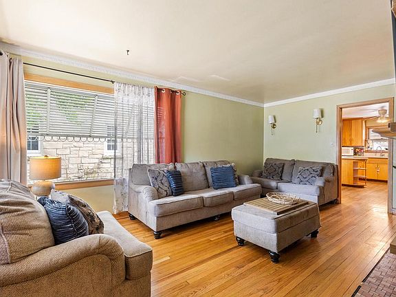 3rd image of 3569 S 14th STREET