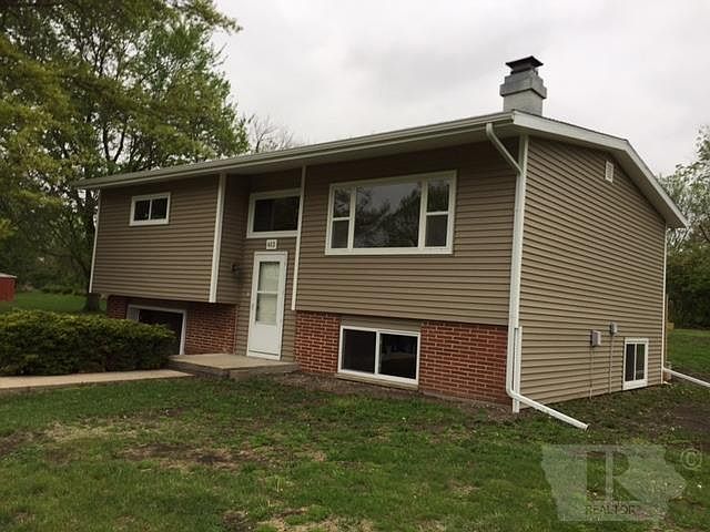 1st image of 612 Lakeview Dr