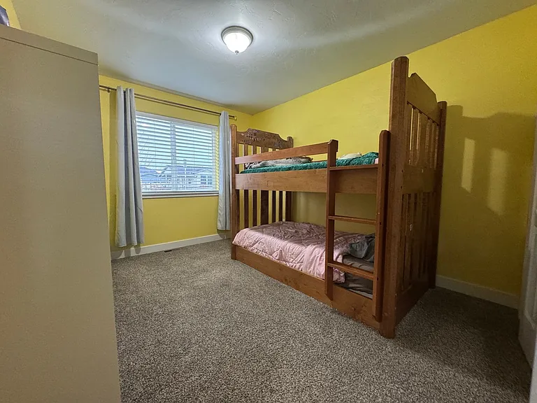 1705 E Glacier St — Photo 20