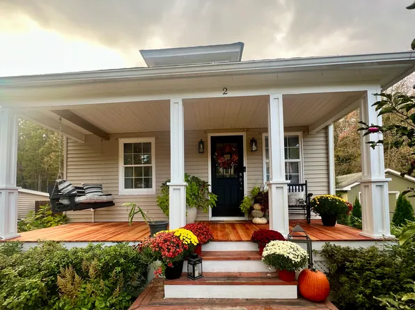 2 River St, Archbald, PA 18403