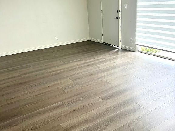 2nd image of 794 N Shattuck Pl #794