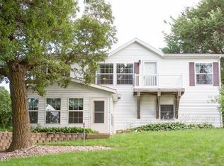 2480 Lake Cochrane Dr, Gary, SD 57237
