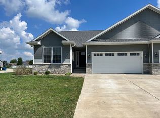 487 Magnolia Dr, Rochester, IL 62563