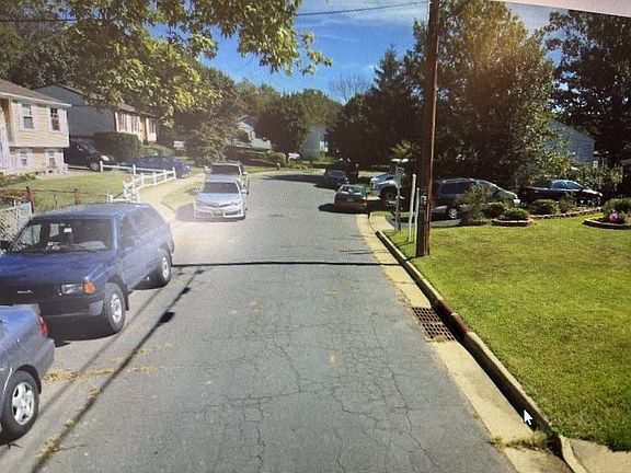 4th image of 6430 Holyoke Dr