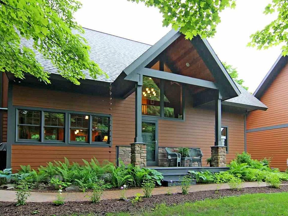 1600 S Montmorency Ln, Suttons Bay, MI 49682 Zillow