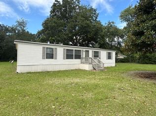 103 Davis Rd E, Valdosta, GA 31601