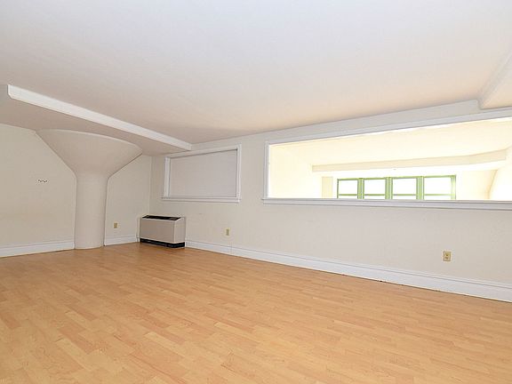4th image of 1919 24th Ave APT L214