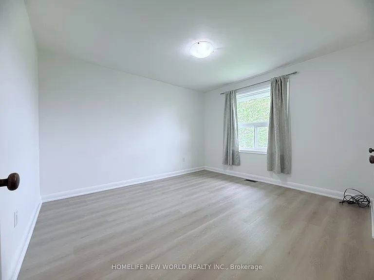 61 Crosland Dr — Photo 20