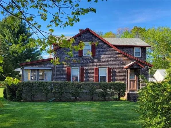 154 Essex Rd, North Kingstown, RI 02852