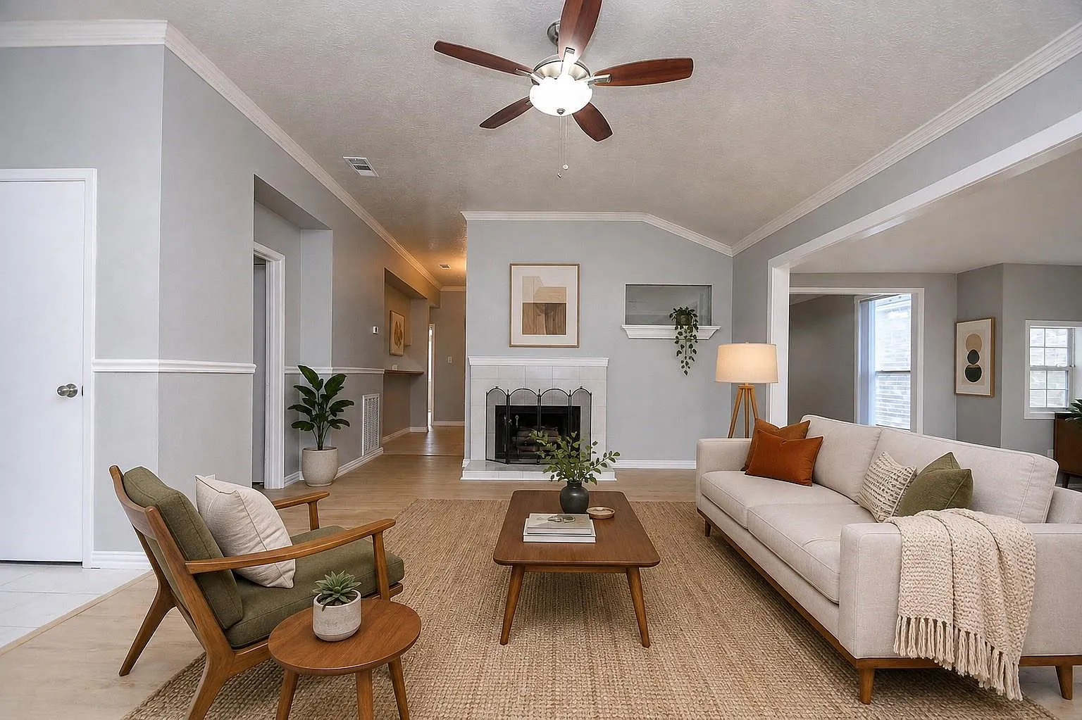 2 bed, 2.0 bath, 1552 sqft, $2,100 — Photo 2