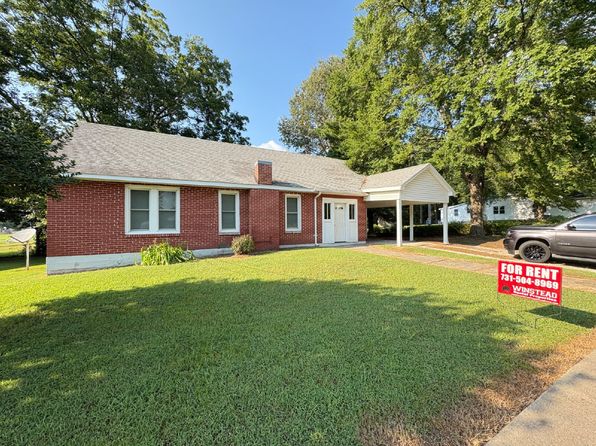 239 E Main St