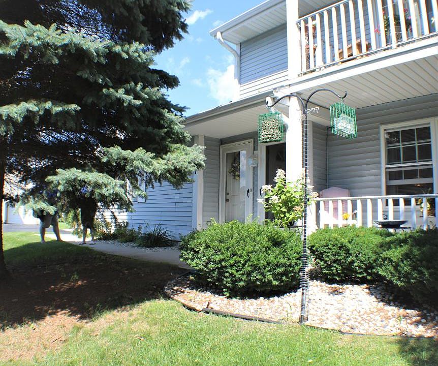 1st image of 721 Worthington Ct Unit B