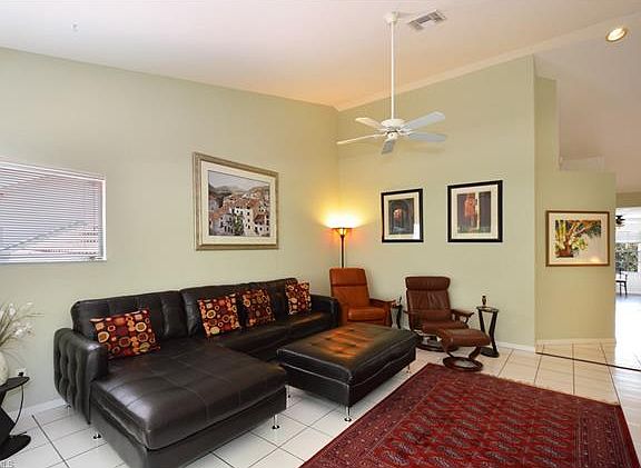 2nd image of 661 Windsor Sq APT 202