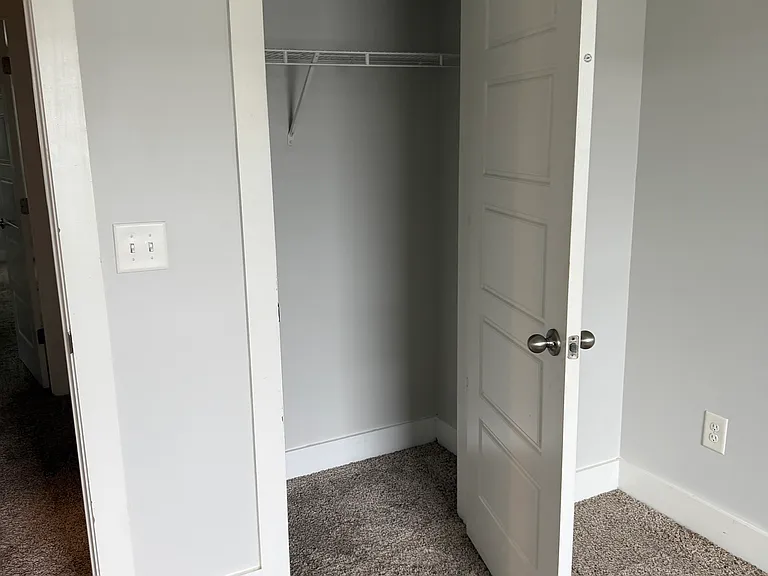 419 Windsinger Ln — Photo 14