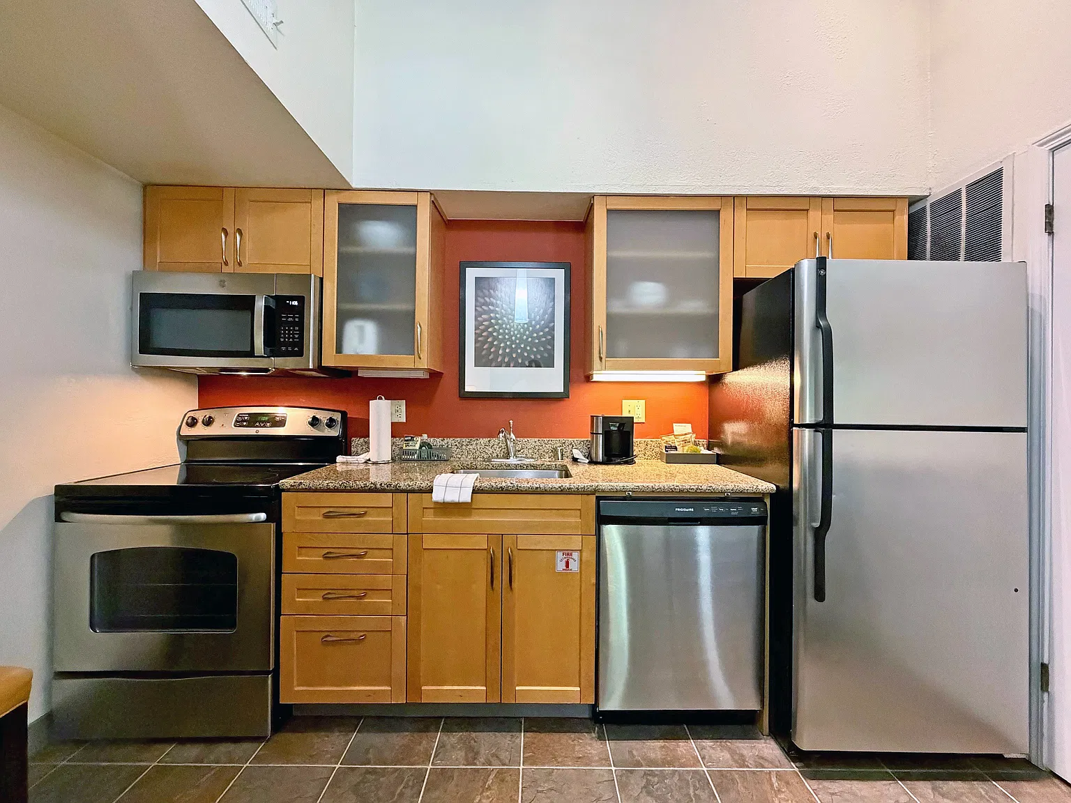 600 W Swedesford Rd — Photo 2