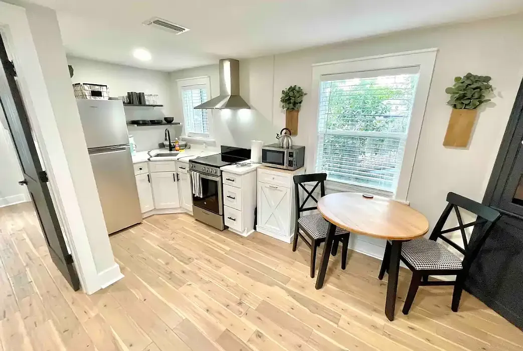 1 bed, 750 sqft, $2,100 — Photo 3