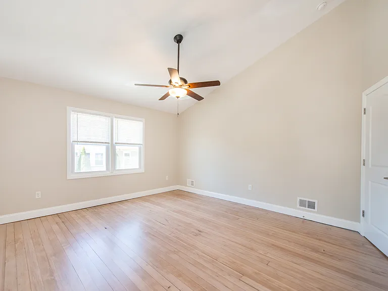 302 Springfield Ave — Photo 21