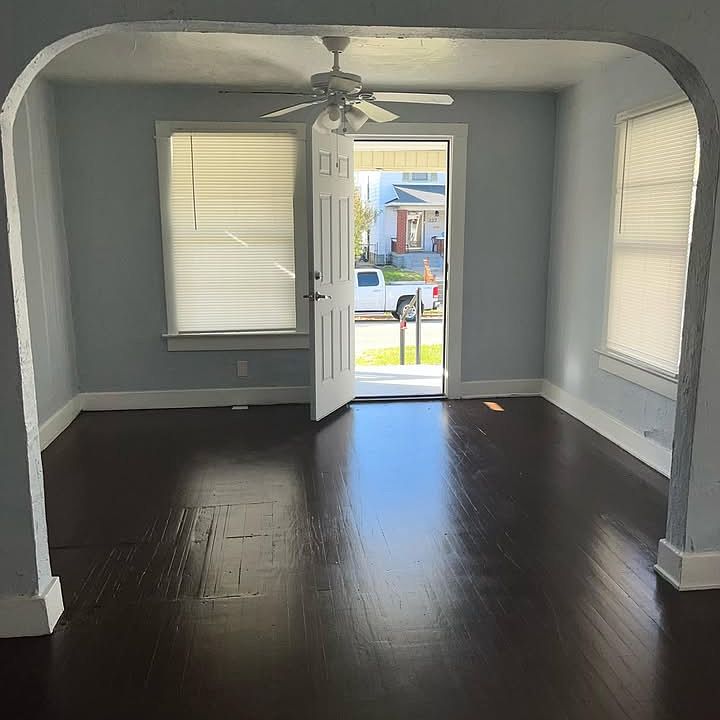 1st image of 322 Lorenz Ave