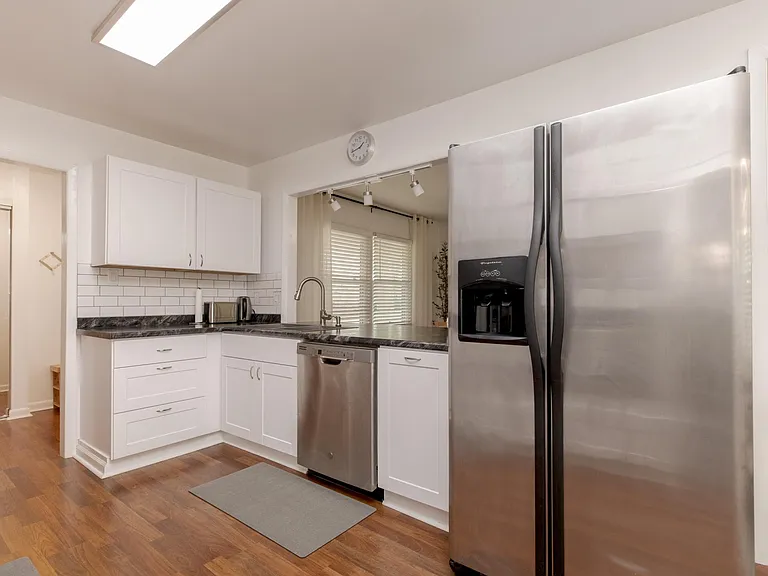 Large Fully equipped Kitchen