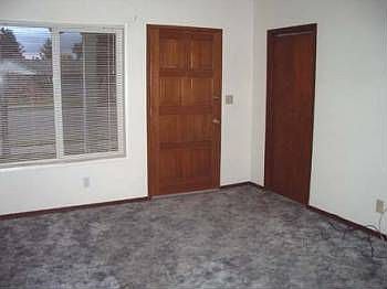 2nd image of 931 Union Ave