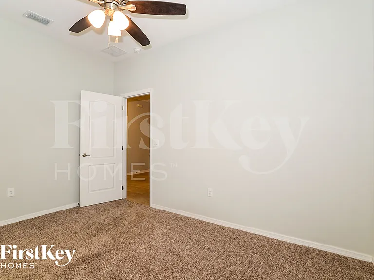 1124 Berkley Ridge Ln — Photo 14