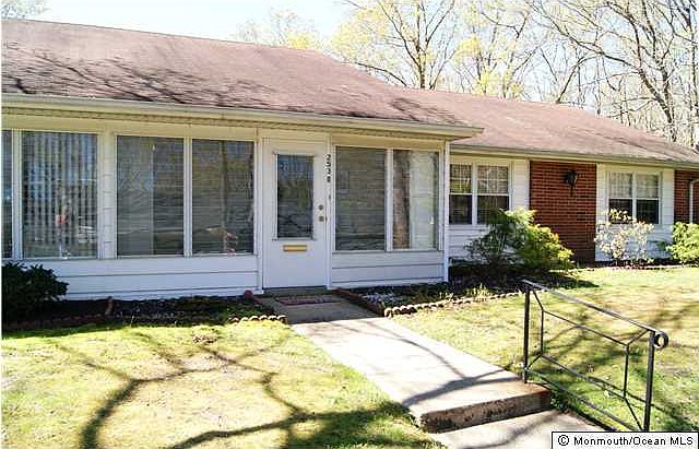 1st image of 253 Jefferson Court #B