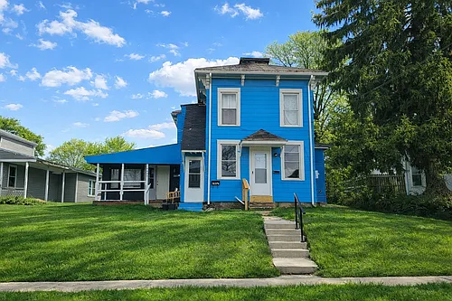 490 Grand St Photo 1