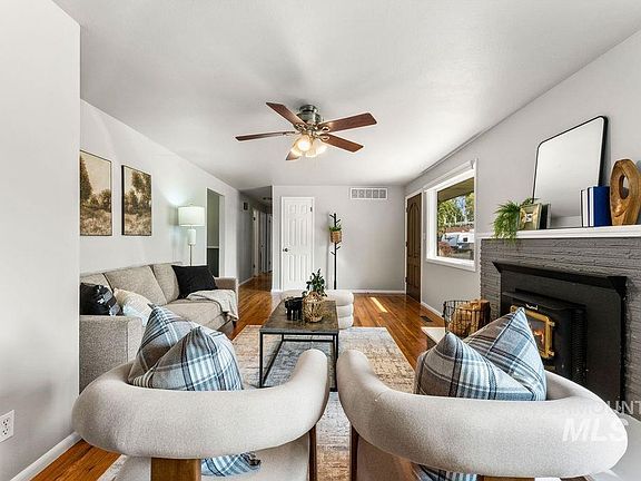 5th image of 1817 W Palouse St