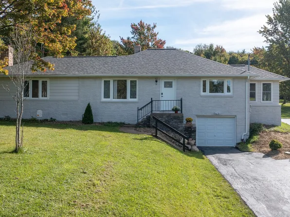 3509 Reichert Rd, Erie, PA 16509