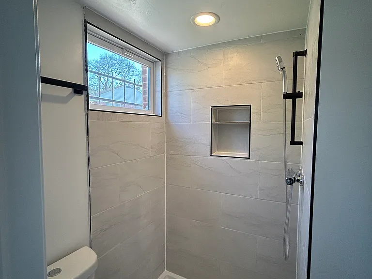 6509 Rolling Ridge Dr — Photo 11
