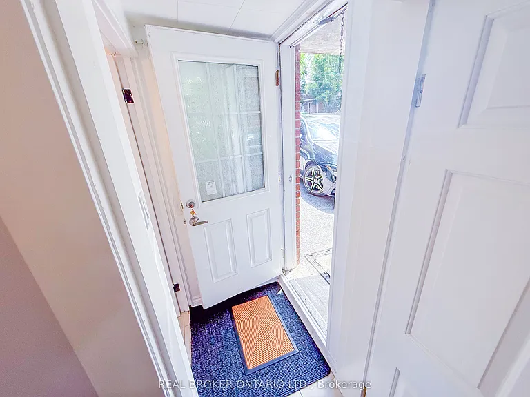14 Gooch Ct #LOWER LEVEL — Photo 13