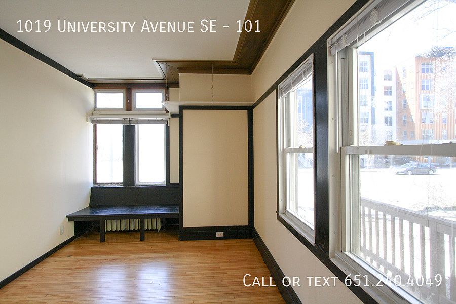 2nd image of 1019 University Ave SE Unit 101