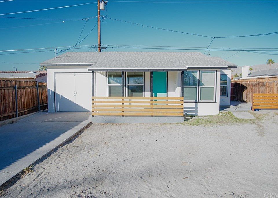 1st image of 66320 Flora Ave