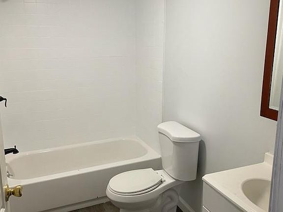 5th image of 632 2nd Ave APT 8