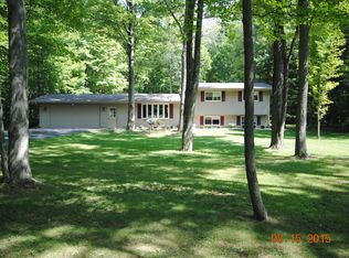 2710 N Jefferson Rd, Midland, MI 48642