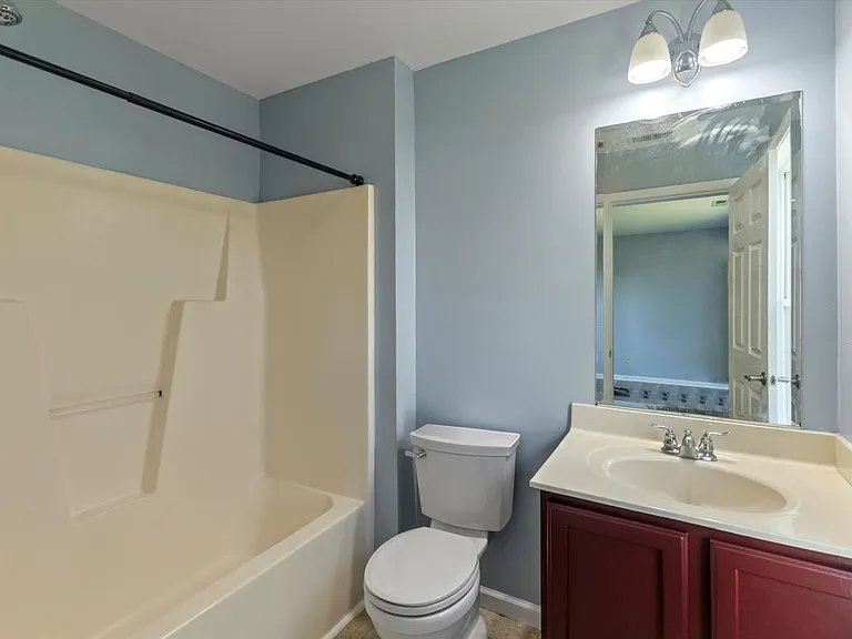 84 Poplar St — Photo 23