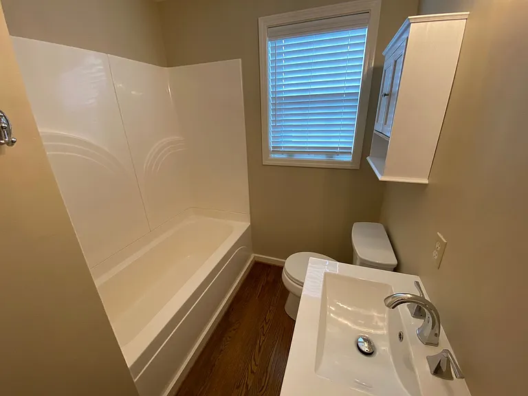 306 George St — Photo 12