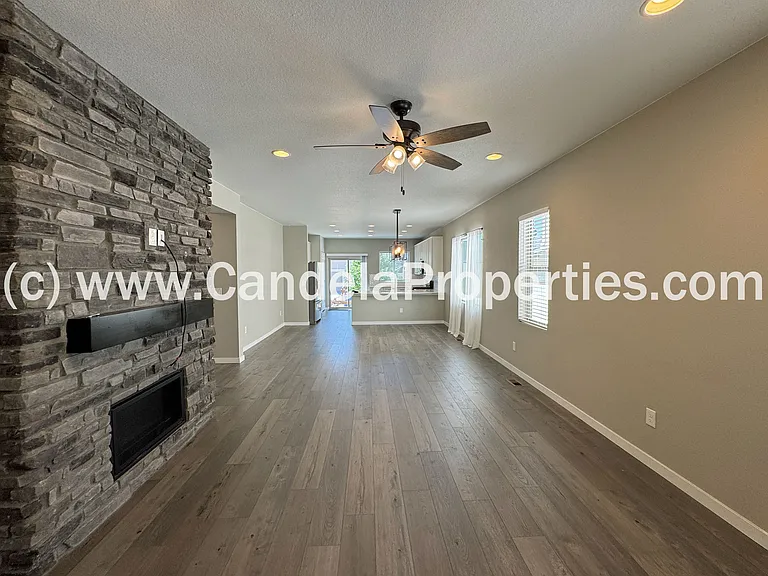 7618 Red River Way — Photo 4