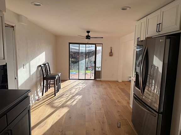 4th image of 190 Huckleberry Pl