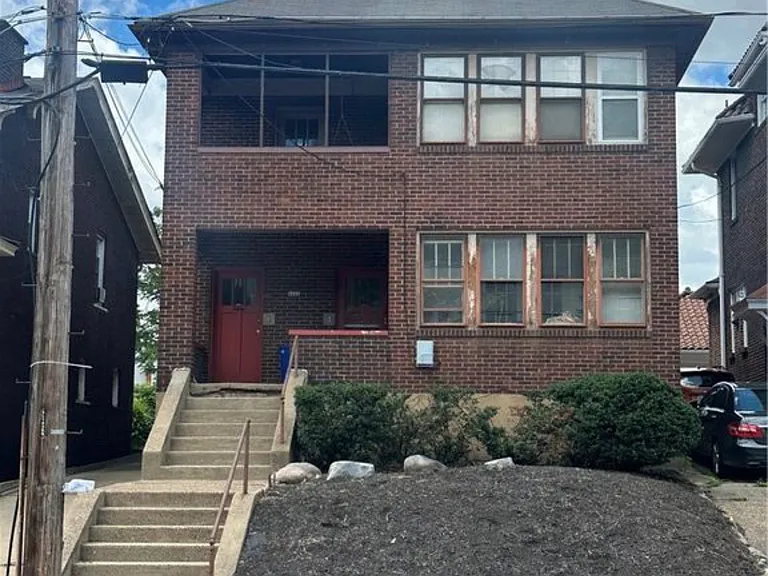 3417 Parkview Ave — Photo 1