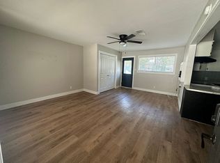 1004 Fern Ln, Victoria, TX 77904