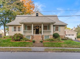 31 Salem St, Swampscott, MA 01907