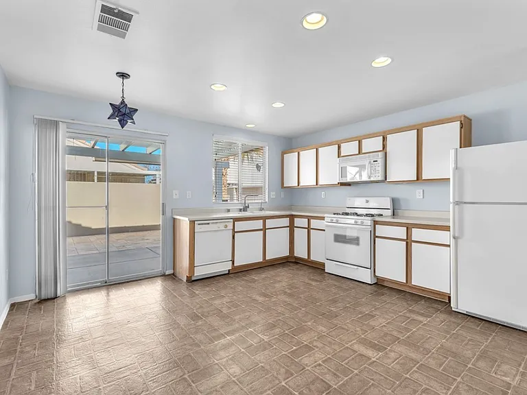 5838 Heather Marie Dr — Photo 5