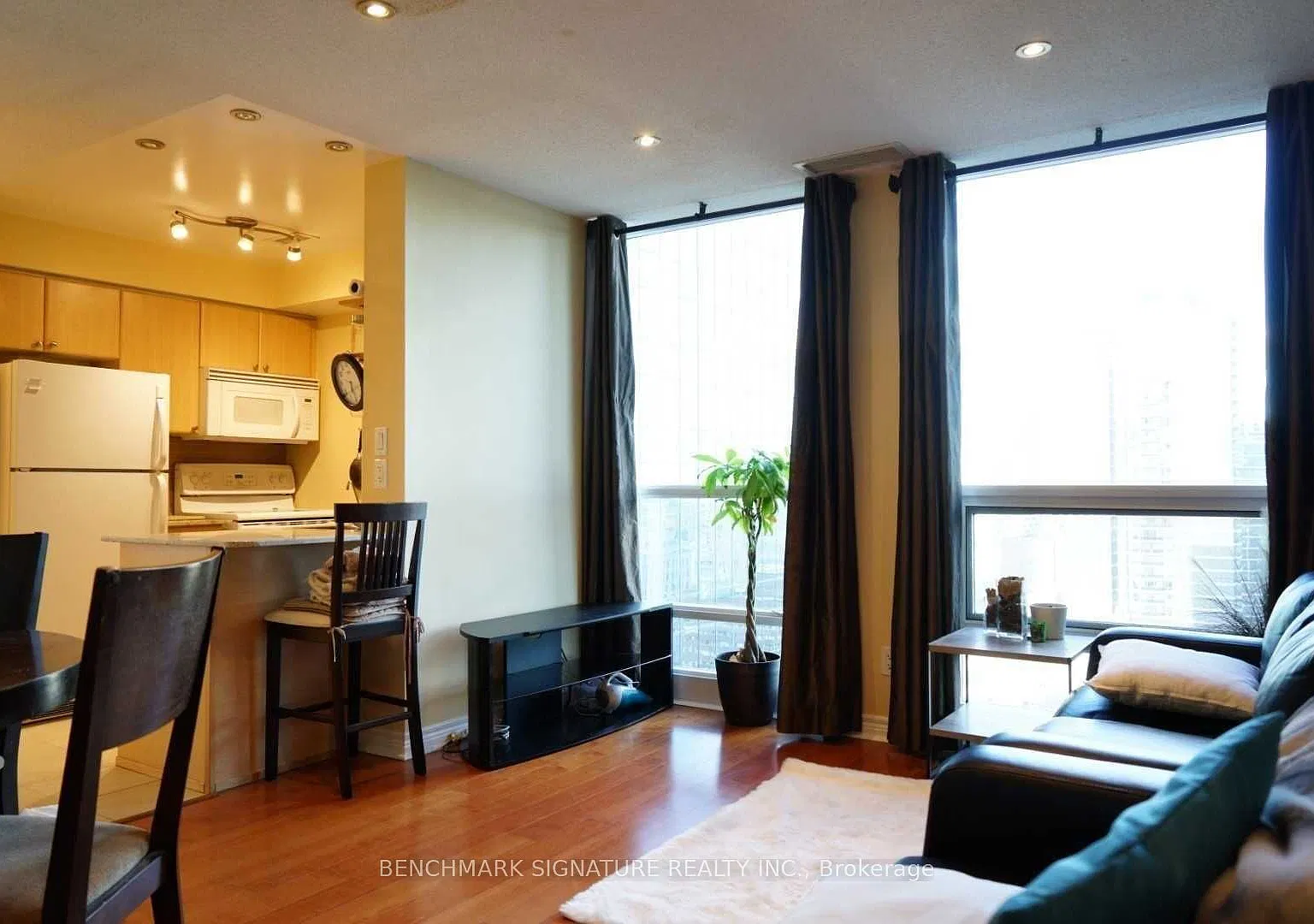 2 bed, $2,950 — Photo 3