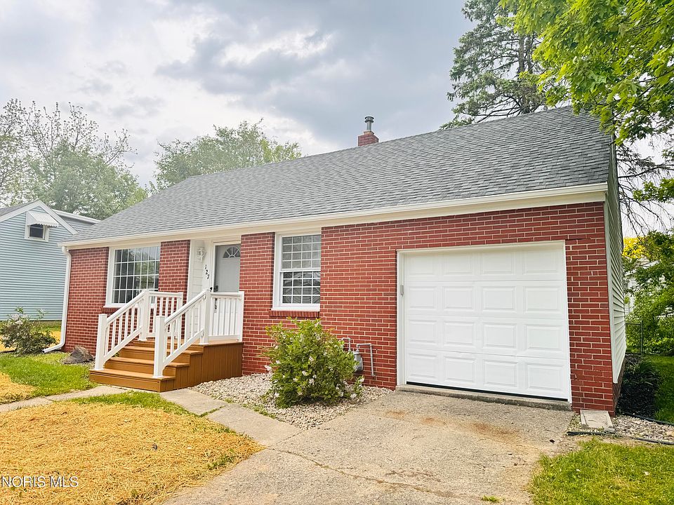 1st image of 127 Elm Dr